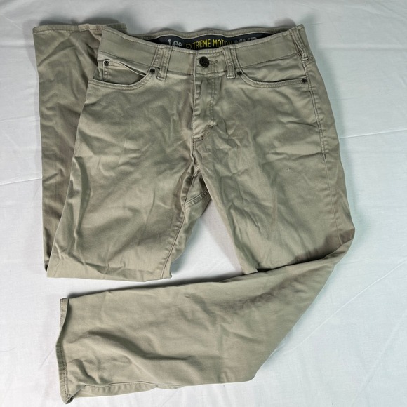 Lee Other - Lee Extreme Motion MVP Pants Mens 30x30 Khaki Excellent Straight Tapered Leg